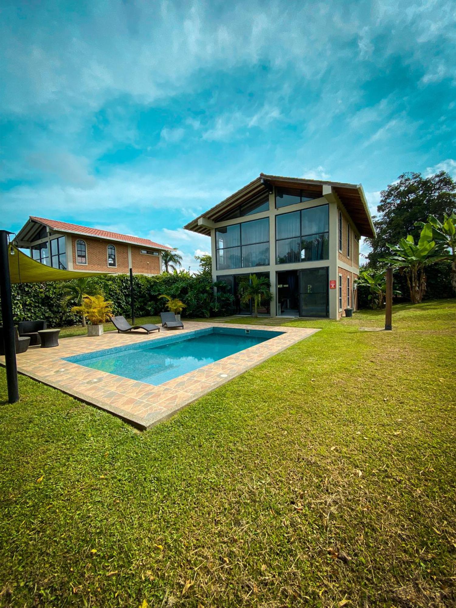 Ecoparadise Hotel Pereira Zewnętrze zdjęcie